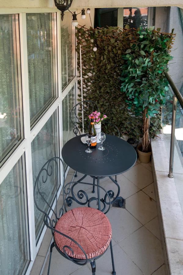 Sunny Studio With A View In Top Center Sófia Exterior foto
